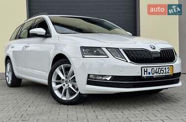 Универсал Skoda Octavia 2019 в Стрые