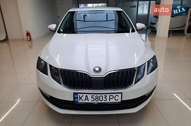 Ліфтбек Skoda Octavia 2017 в 