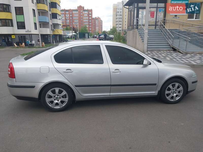 Лифтбек Skoda Octavia 2006 в Борисполе