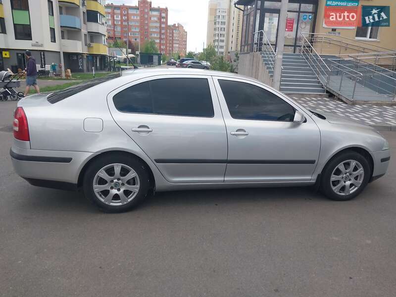 Лифтбек Skoda Octavia 2006 в Борисполе