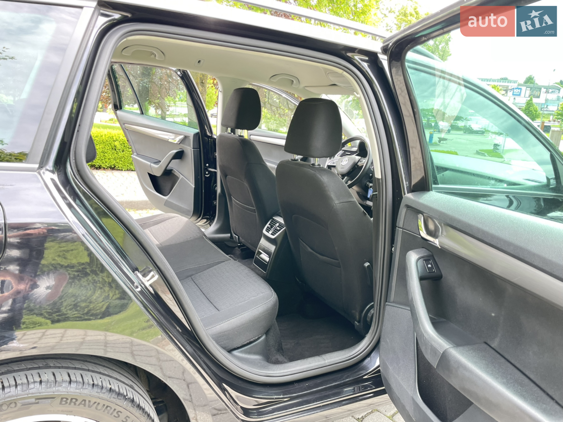 2019 Skoda Octavia - мініатюра 39