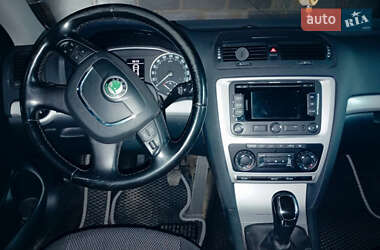 Універсал Skoda Octavia 2012 в 