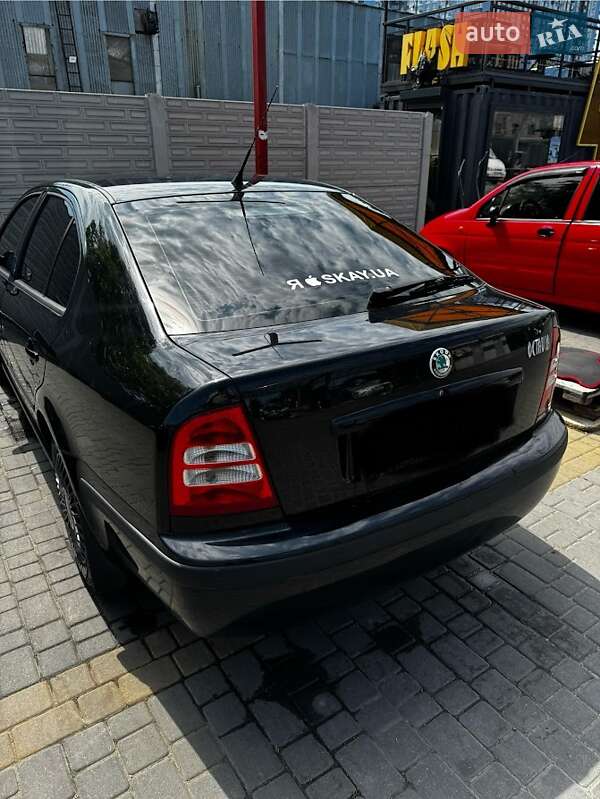 Лифтбек Skoda Octavia 2002 в Одессе