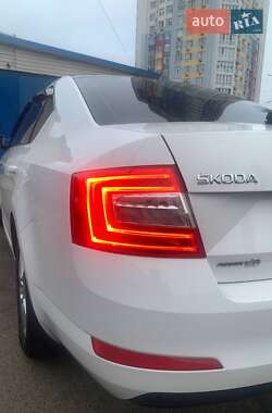 Ліфтбек Skoda Octavia 2015 в 