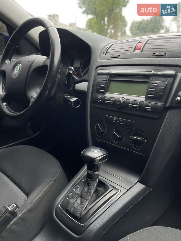 Универсал Skoda Octavia 2006 в Тернополе