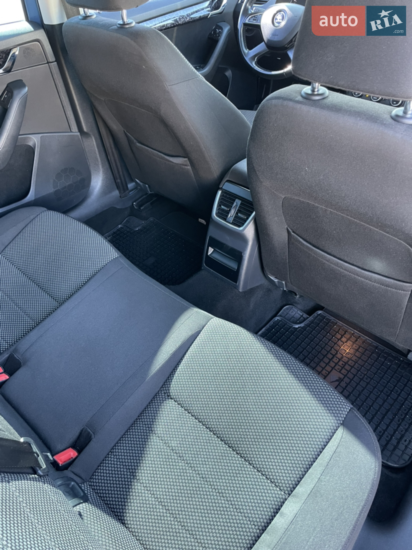 2014 Skoda Octavia - мініатюра 28
