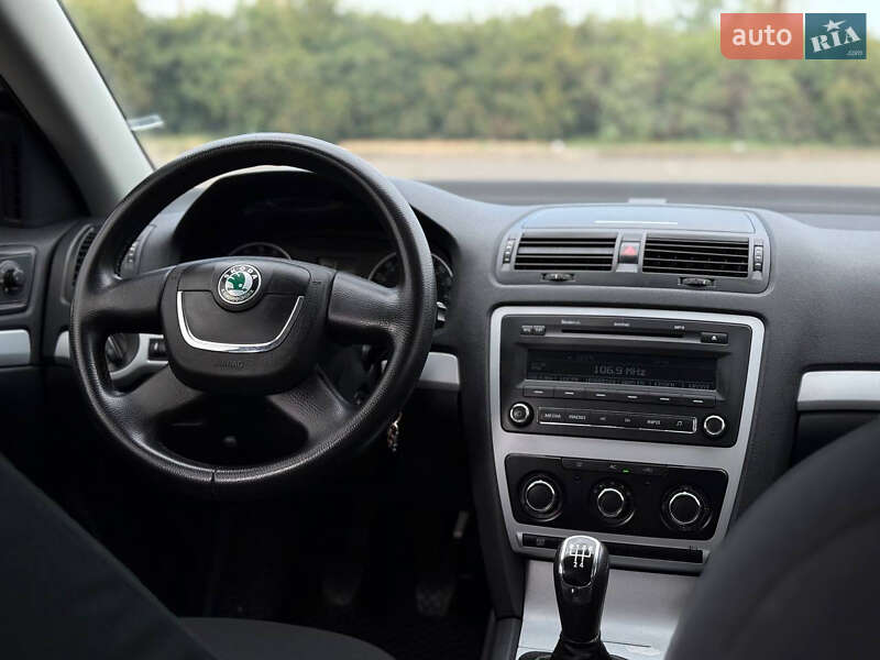 Лифтбек Skoda Octavia 2010 в Кривом Роге