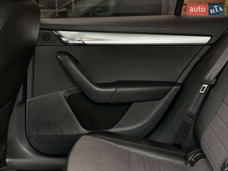 Універсал Skoda Octavia 2015 в Шептицькому