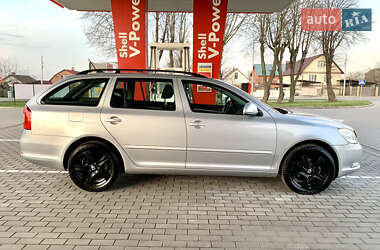 Универсал Skoda Octavia 2011 в 