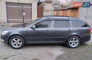 Універсал Skoda Octavia 2012 в 