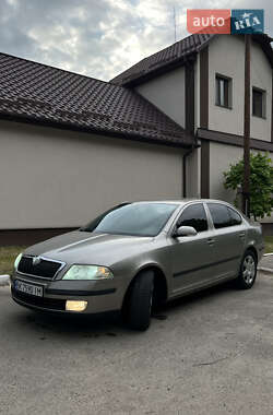 Лифтбек Skoda Octavia 2006 в 