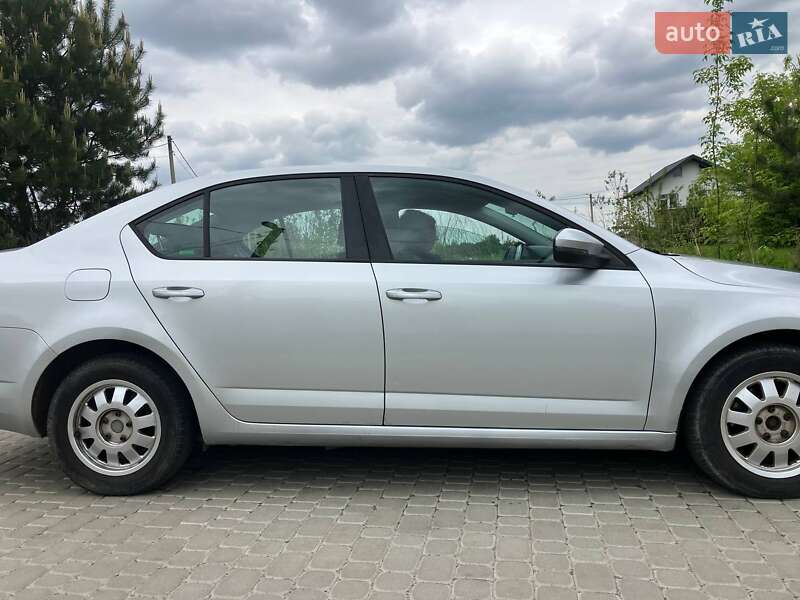 Ліфтбек Skoda Octavia 2013 в Львові фото 2 Ліфтбек Skoda Octavia 2013 в Львові