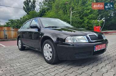 Лифтбек Skoda Octavia 2003 в Виннице