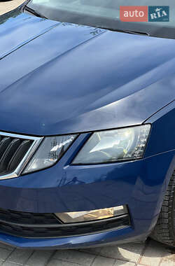 Лифтбек Skoda Octavia 2017 в 