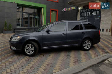 Универсал Skoda Octavia 2011 в 