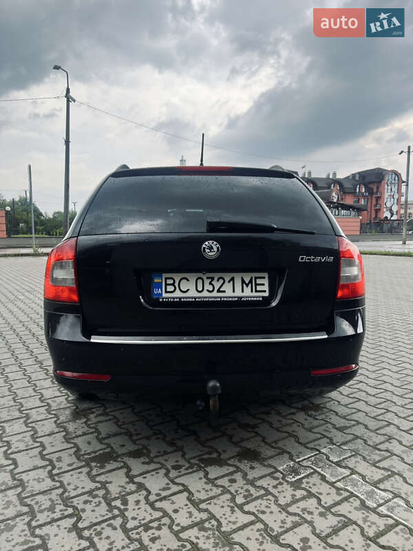 Універсал Skoda Octavia 2010 в Дрогобичі