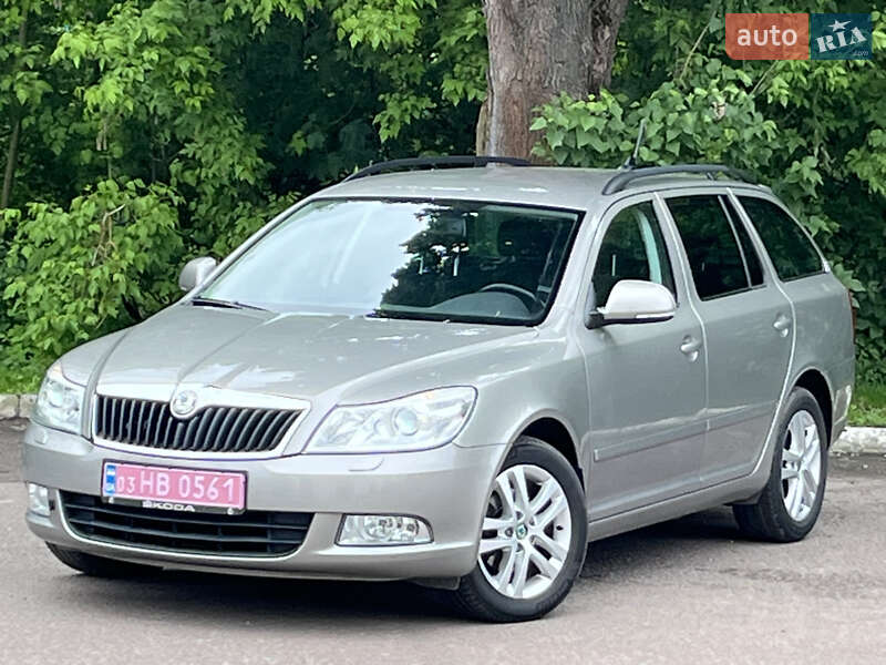 Універсал Skoda Octavia 2012 в Радивиліві