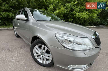 Універсал Skoda Octavia 2012 в 
