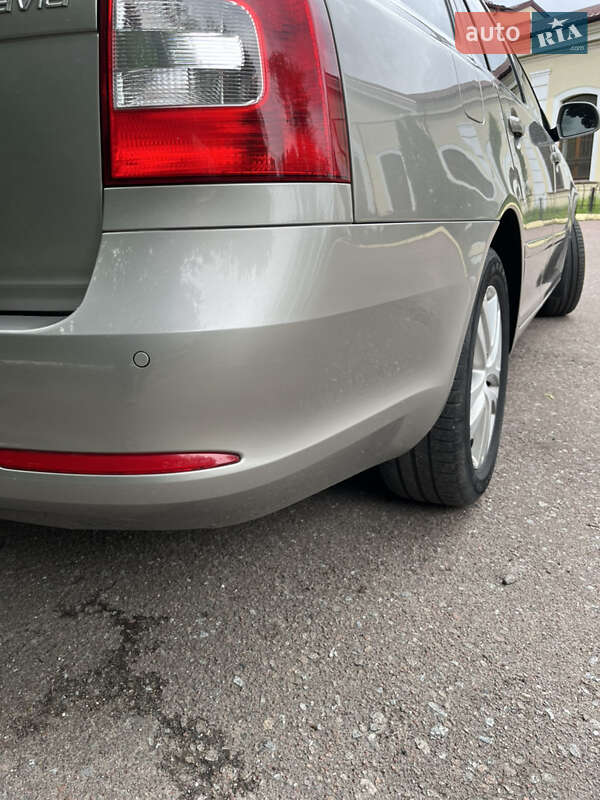 Універсал Skoda Octavia 2012 в Радивиліві