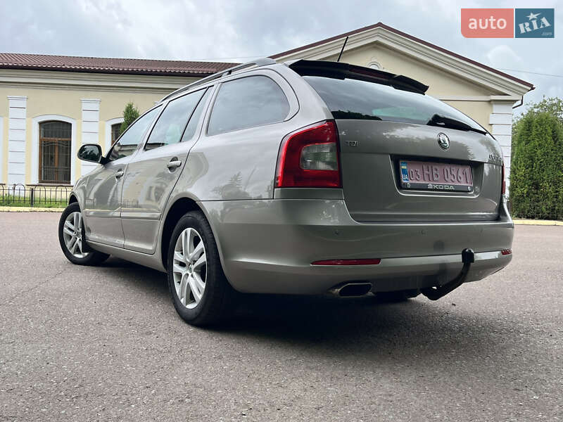Універсал Skoda Octavia 2012 в Радивиліві