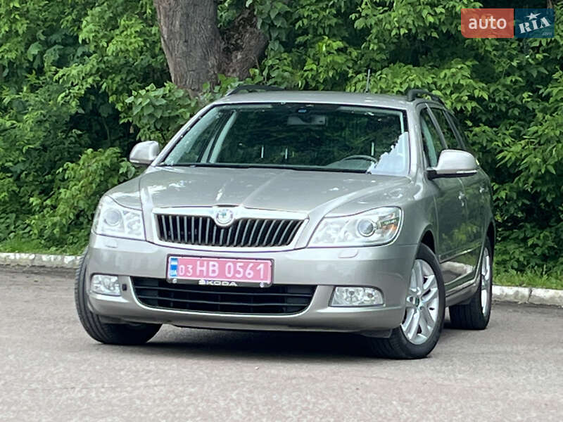 Універсал Skoda Octavia 2012 в Радивиліві