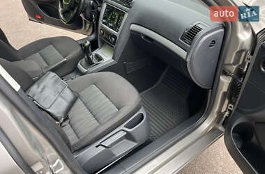 Універсал Skoda Octavia 2012 в 