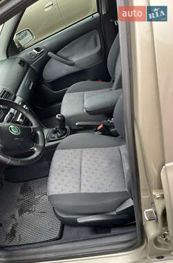 Ліфтбек Skoda Octavia 2005 в 