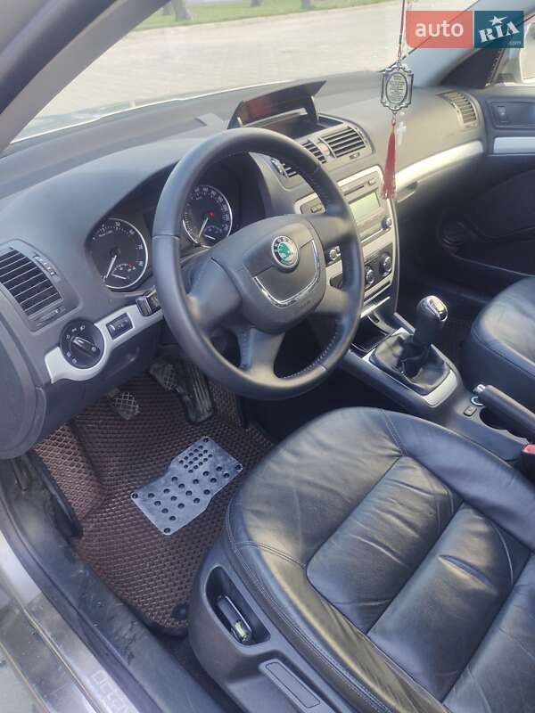 Лифтбек Skoda Octavia 2010 в Виннице фото 3 Лифтбек Skoda Octavia 2010 в Виннице