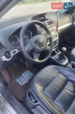 Ліфтбек Skoda Octavia 2010 в 