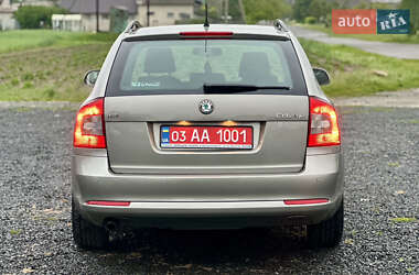 Универсал Skoda Octavia 2011 в 