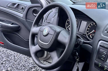 Универсал Skoda Octavia 2011 в 