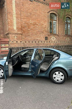 Лифтбек Skoda Octavia 2004 в 