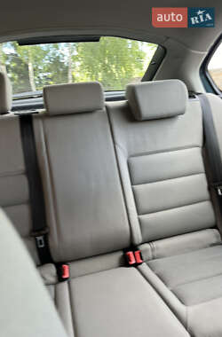 Лифтбек Skoda Octavia 2004 в 