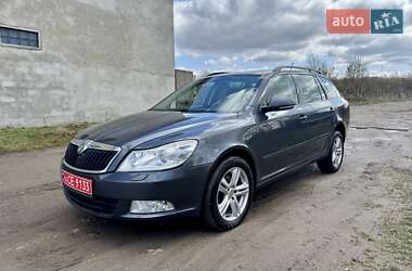 Универсал Skoda Octavia 2011 в Калуше