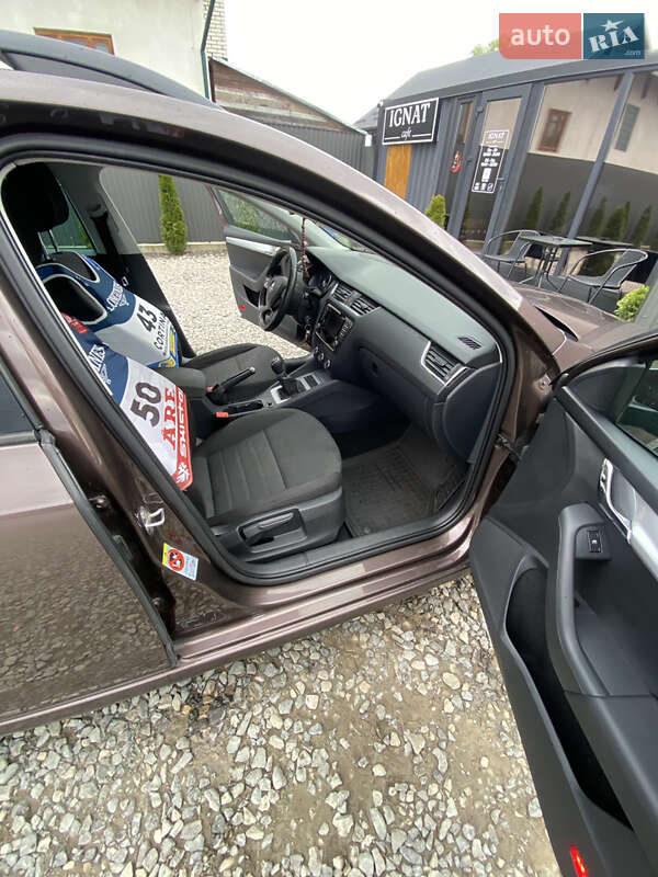 Универсал Skoda Octavia 2014 в Рахове