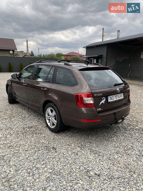 Универсал Skoda Octavia 2014 в Рахове