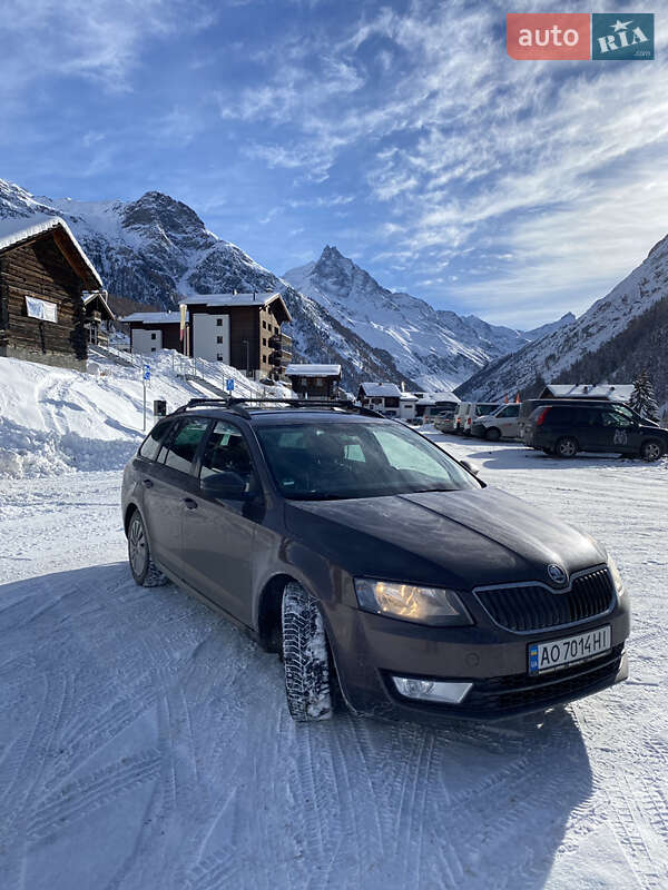 Универсал Skoda Octavia 2014 в Рахове
