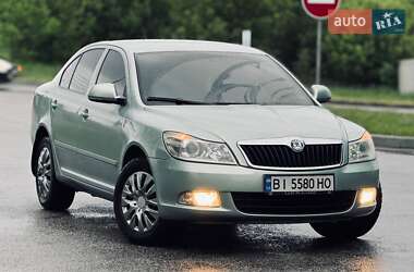 Лифтбек Skoda Octavia 2010 в 