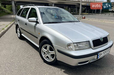 Универсал Skoda Octavia 1999 в 