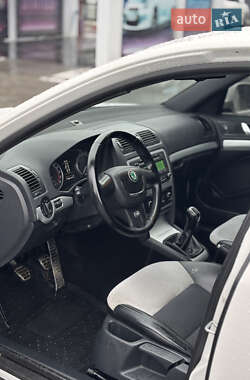 Лифтбек Skoda Octavia 2011 в 