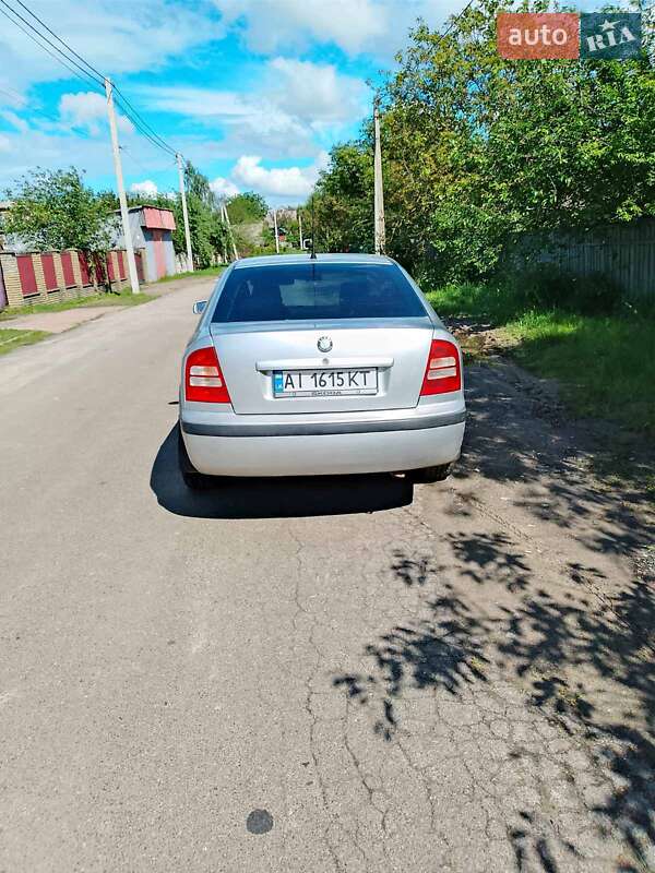 Лифтбек Skoda Octavia 2004 в Немишаево