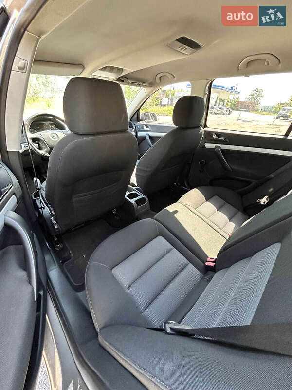 Універсал Skoda Octavia 2008 в Сумах