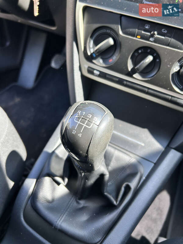 Універсал Skoda Octavia 2008 в Сумах