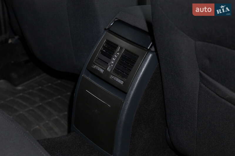 Універсал Skoda Octavia 2012 в Харкові