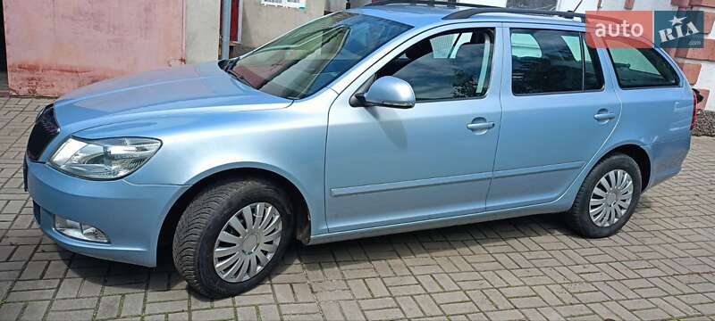 Универсал Skoda Octavia 2009 в Луцке