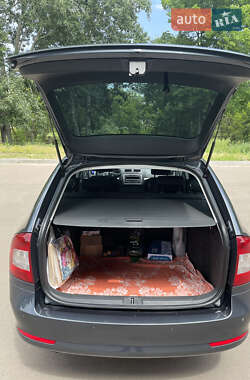 Универсал Skoda Octavia 2010 в 