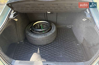 Лифтбек Skoda Octavia 2010 в 