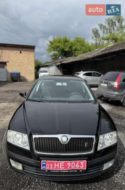 Лифтбек Skoda Octavia 2008 в Луцке