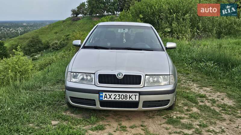 Лифтбек Skoda Octavia 2004 в Полтаве