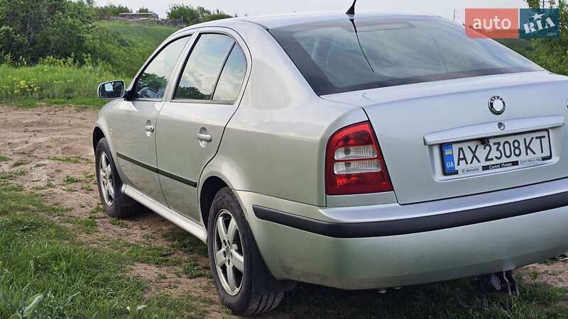 Лифтбек Skoda Octavia 2004 в Полтаве